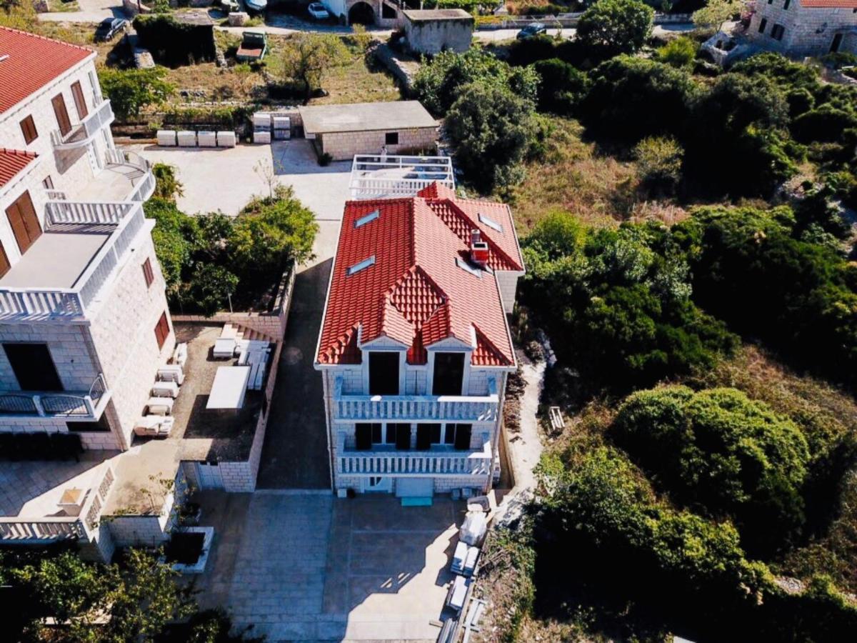 Villa Tonika Povlja  Εξωτερικό φωτογραφία