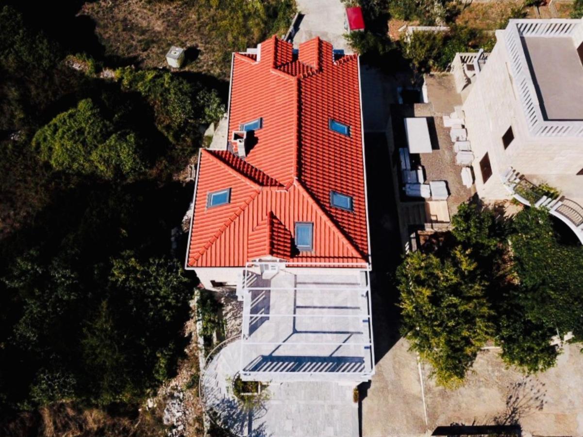 Villa Tonika Povlja  Εξωτερικό φωτογραφία